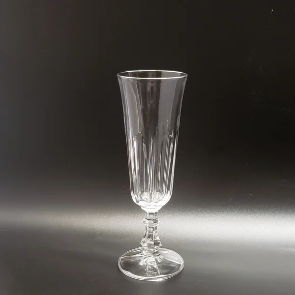 Elegant Vintage Victoria by Royal Crystal Rock Champagne Glass RCR Made in Italy - Picture 5 of 17